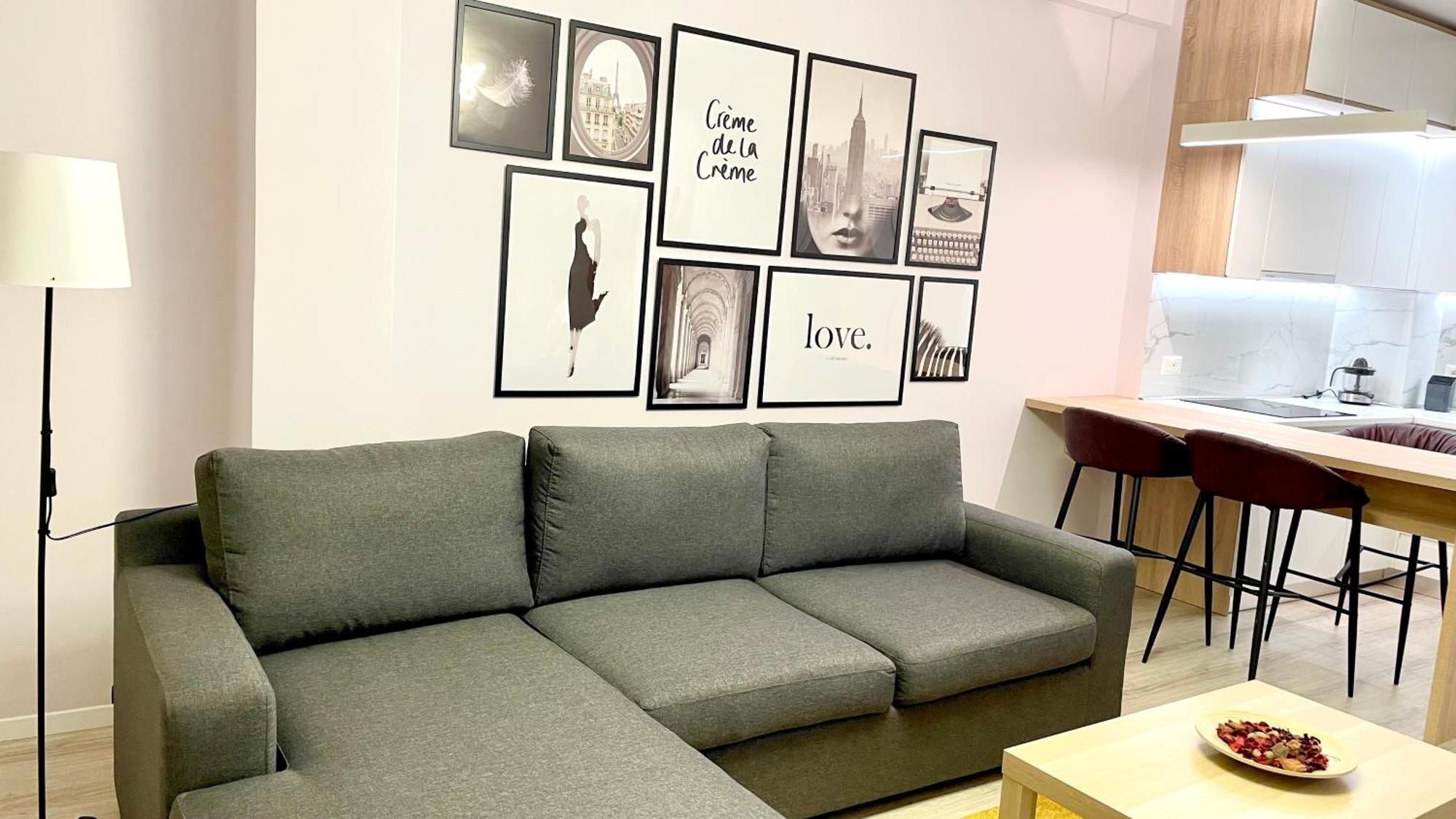 Lovely Apartment Τίρανα Εξωτερικό φωτογραφία
